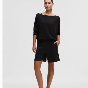 Lululemon Be Calm high rise Bermuda shorts 7inch